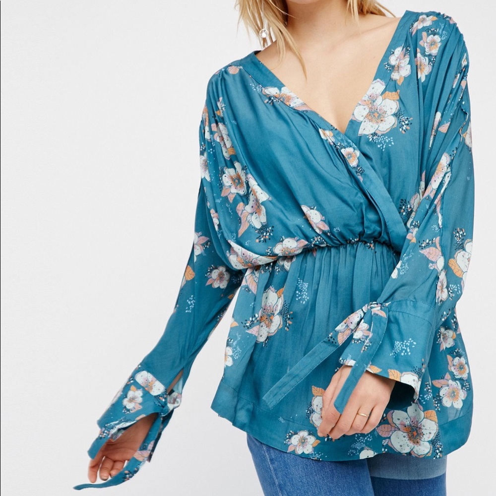 LIKE NEW Tuscan Dreams Tunic 🌞